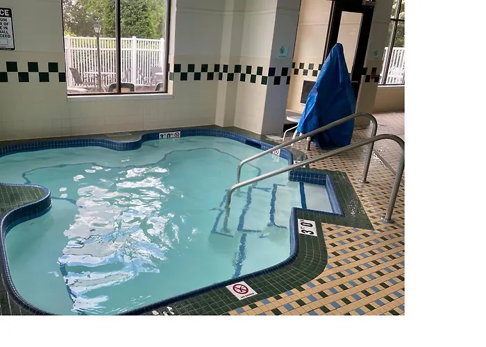 & Chicago Northwest - By Ihg Elgin