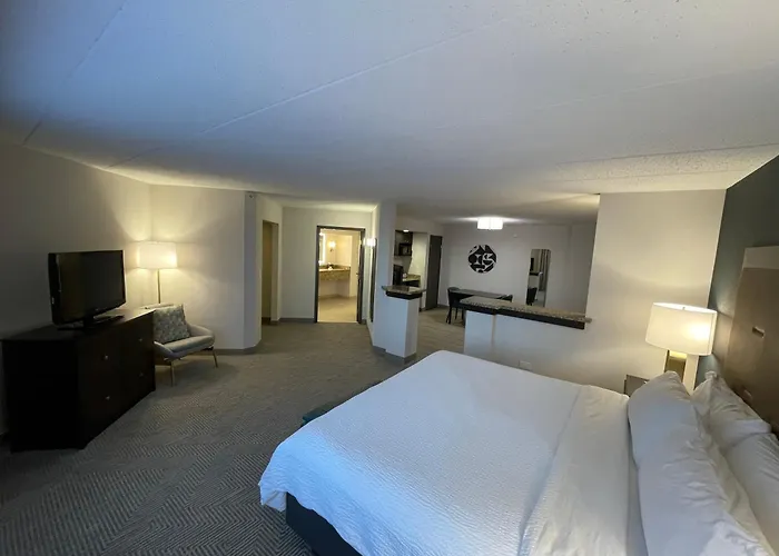 & Chicago Northwest - By Ihg 3* Elgin