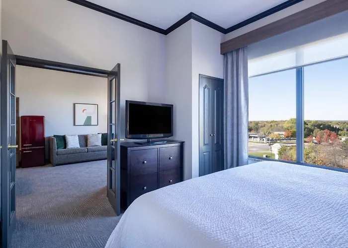 & Chicago Northwest - By Ihg Hotel Elgin