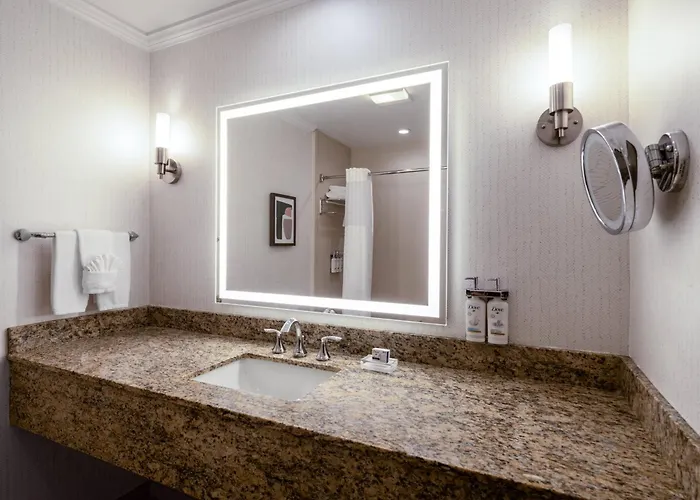 & Chicago Northwest - By Ihg Elgin
